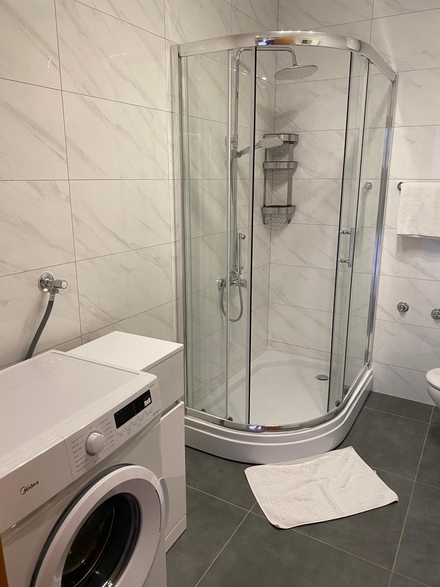 Villa Jasmin Бол Екстериор снимка